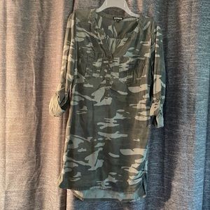 Express size medium long sleeve camo dress